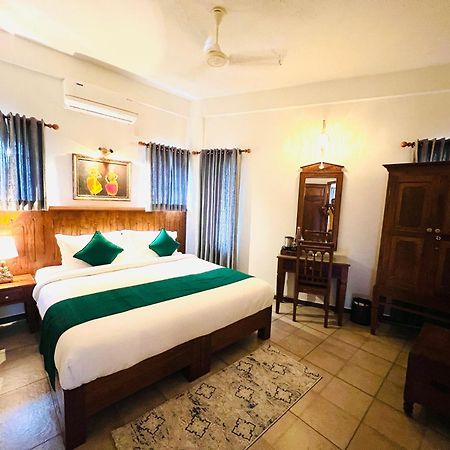 Seacoast Inn Fortkochi Fort Kochi Exteriör bild